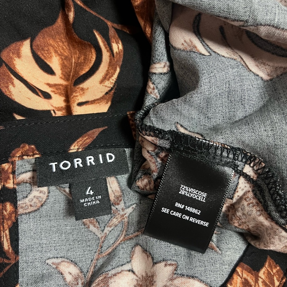 TORRID Roaming Leopard Halter Hi-Low Knee Length Challis Skater Dress Black 4 4X - Picture 10 of 10